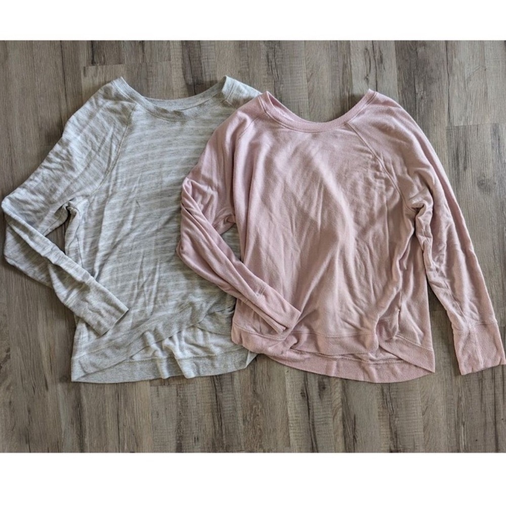 Athleta Serenity Criss Cross Sweatshirt Bundle Pink and Grey, Large